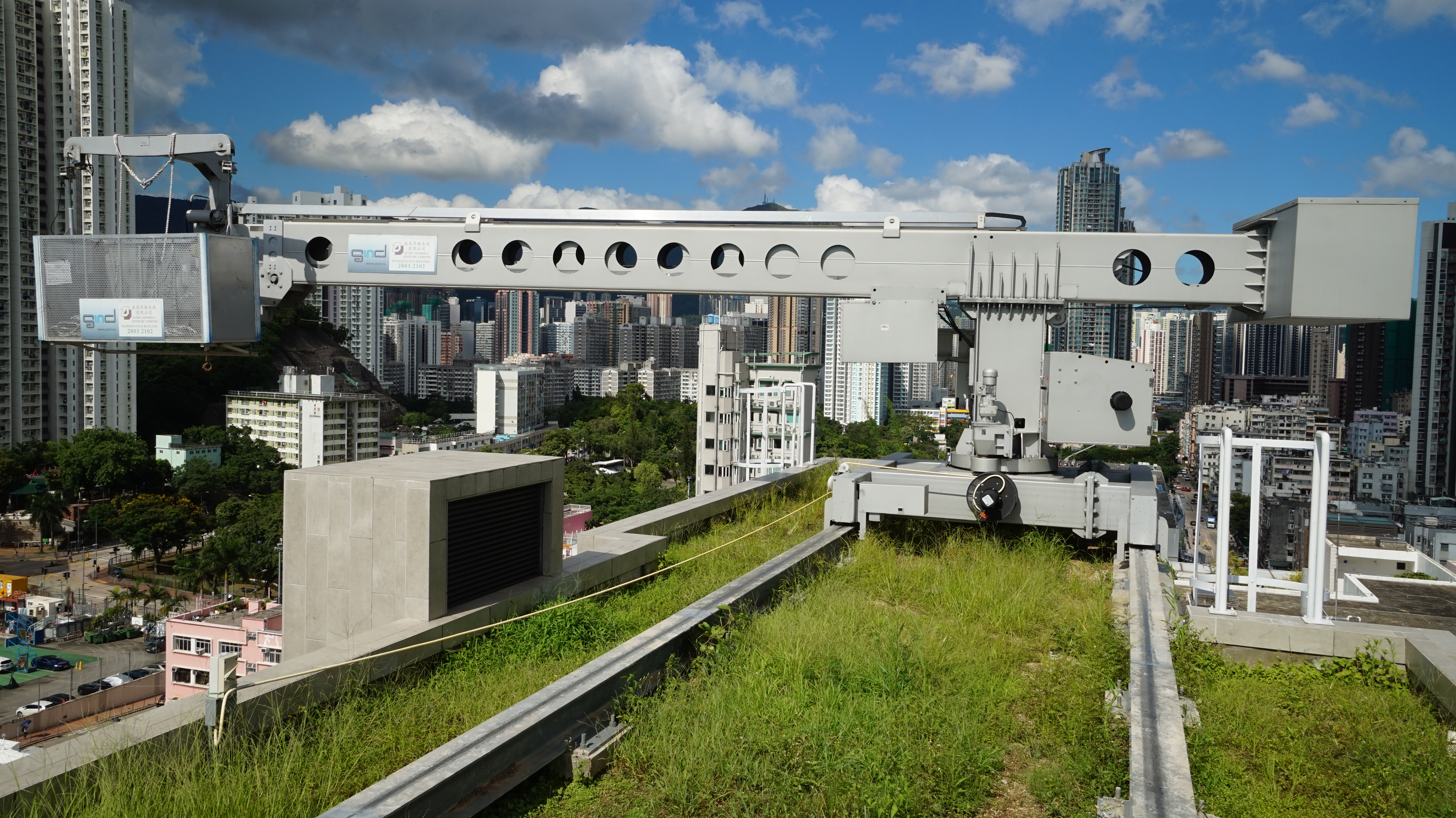 BMU system installation on a Hong Kong building facade